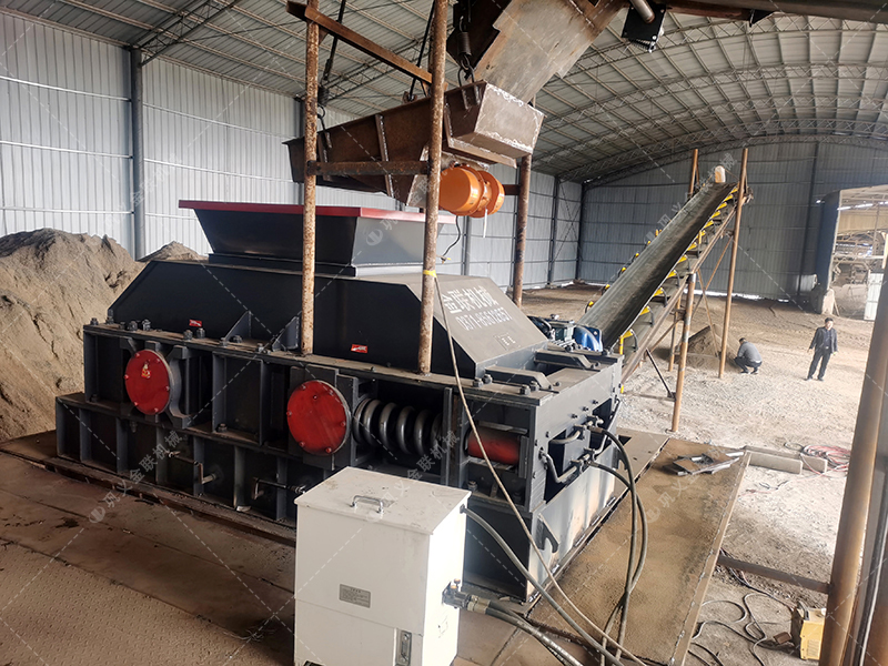 時產150噸的對輥制砂機是什么型號？如何控制出砂率？